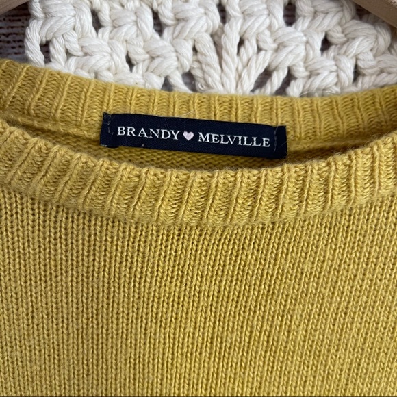 Brandy Melville Francesca Yellow Crop Sweater OS - Picture 5 of 8